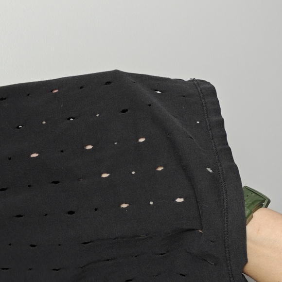 SIS SIS Anthropologie Black Cut Out Rolled Sleeve Top Size Large - Picture 8 of 14